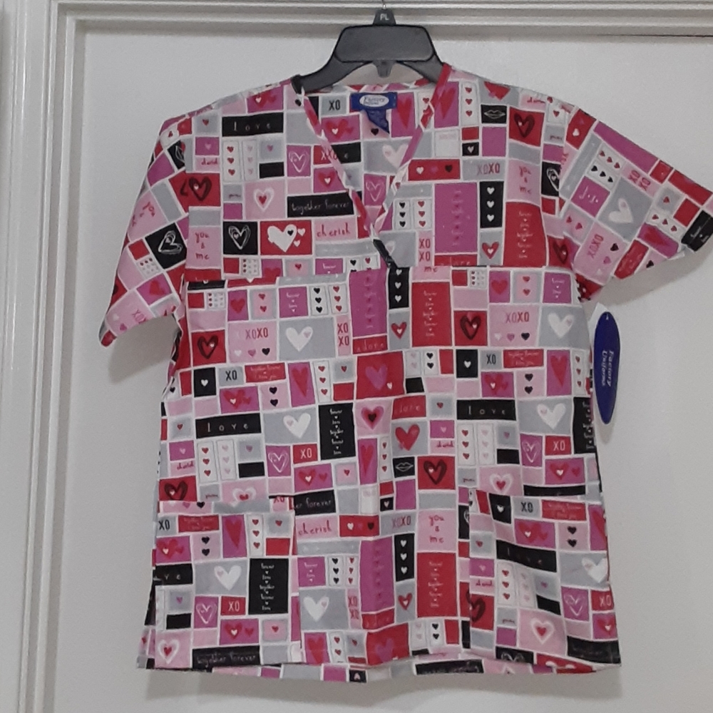 ❤️ FINAL REDUCTION. Hearts Scrubs